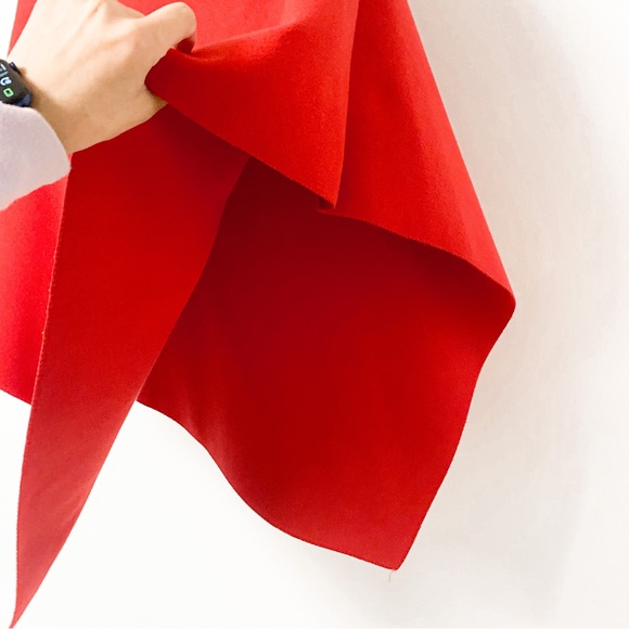 Fall Winter Holiday Chic Italian Button Detail Sweater Cape Red OS One Size - Picture 5 of 6